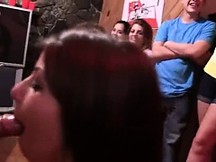 College groupsex bang at the Party