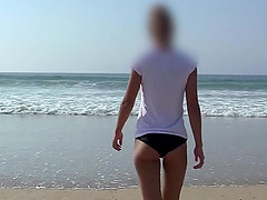 cute 19 years old girl nude at beach